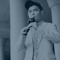 derrick profile (1).jpg